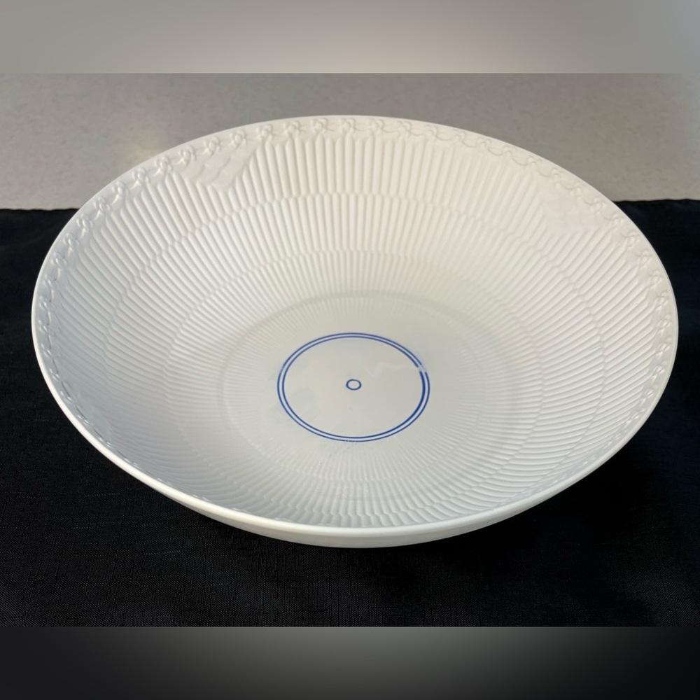 Elegant White Porcelain Bowl